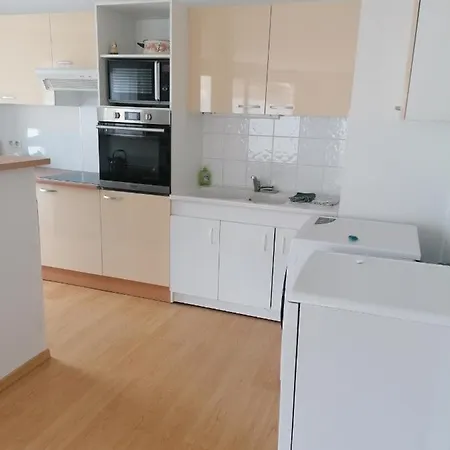 Apartment Suite La Magdeleine 1